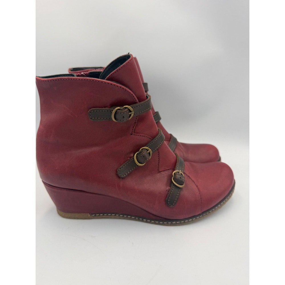 Eric Michael Burgundy Leather Triple Buckle Wedge Ankle Boots Spain 8.5 EU 39